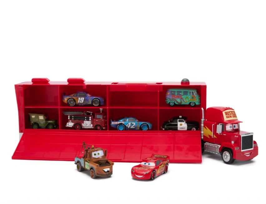 Cars kamion Mack + 8 kovových autíček