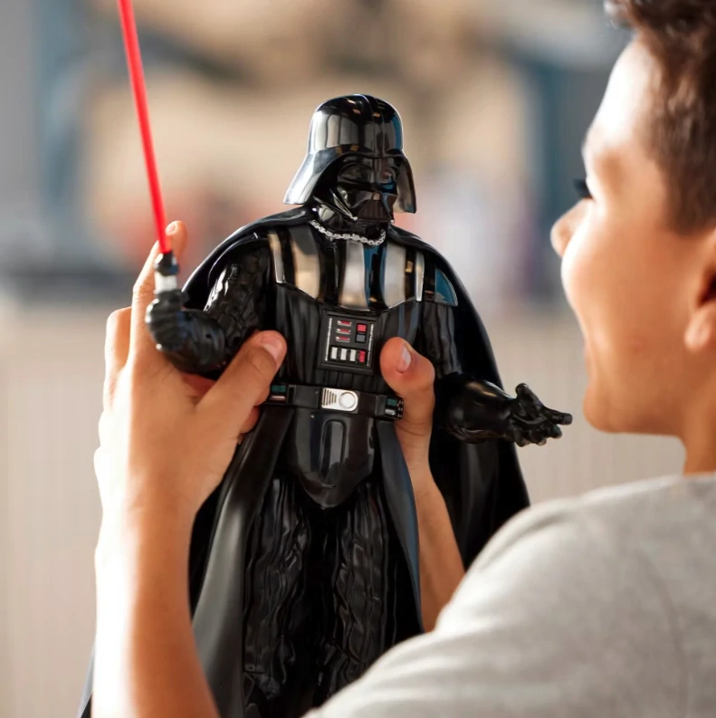 Darth Vadera Mluvící akční figurka Star Wars - 33 cm