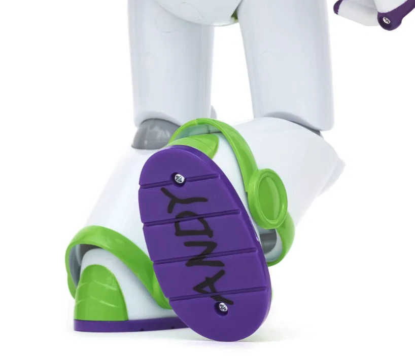Buzz Rakeťák mluvící hračka se zvukem Toy Story 4 