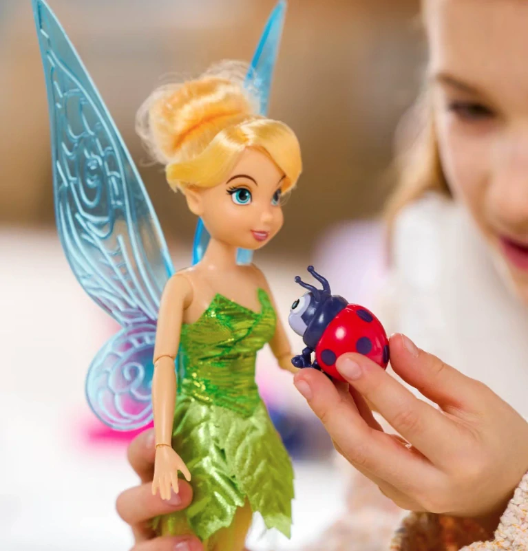 víla Zvonilka panenka s figurkou Peter Pan 