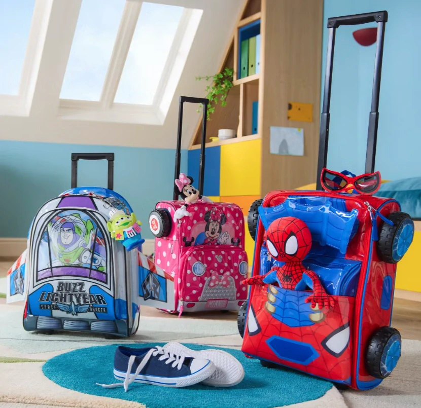 Spider-Man dětský cestovní kufr na kolečkách s hračkou
